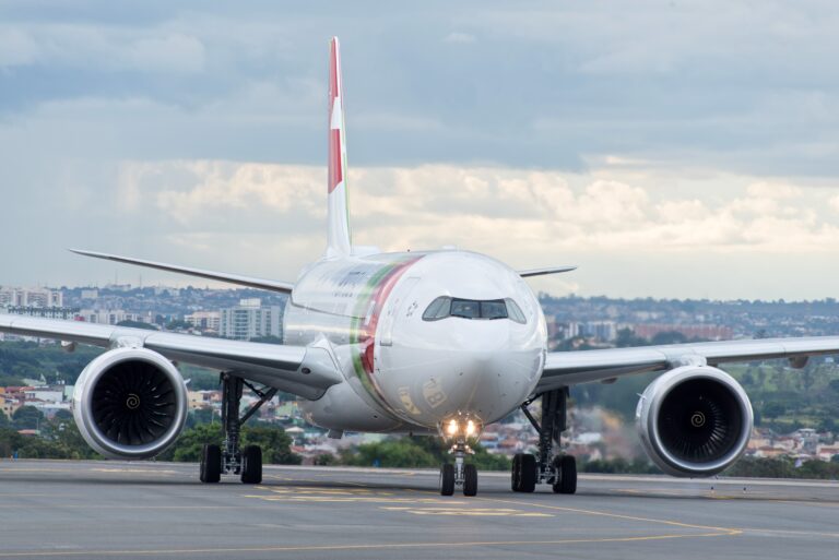 Companhias aéreas cancelam voos para Portugal após anúncio de greve geral; veja os afetados companhias-aereas-cancelam-voos-para-portugal-apos-anuncio-de-greve-geral;-veja-os-afetados