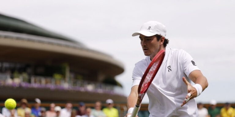 João Fonseca reencontra Jesper de Jong na 2ª rodada de Wimbledon joao-fonseca-reencontra-jesper-de-jong-na-2a-rodada-de-wimbledon