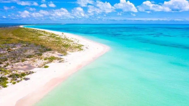 As praias paradisíacas ‘para turistas’ onde o acesso de moradores é restrito as-praias-paradisiacas-‘para-turistas’-onde-o-acesso-de-moradores-e-restrito