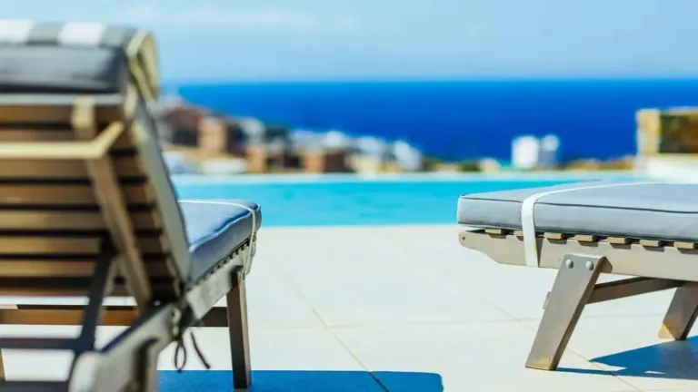Turista ganha indenização após perder ‘corrida por espreguiçadeiras’ em hotel na Grécia turista-ganha-indenizacao-apos-perder-‘corrida-por-espreguicadeiras’-em-hotel-na-grecia
