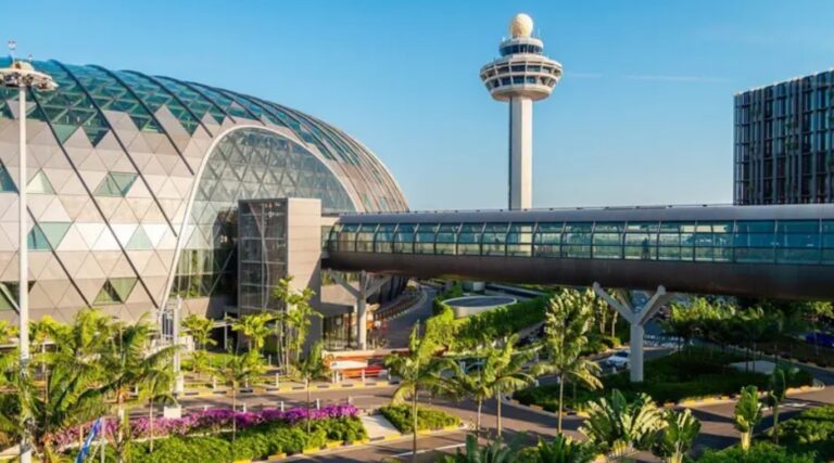 Por que o aeroporto de Singapura é considerado o melhor do mundo por-que-o-aeroporto-de-singapura-e-considerado-o-melhor-do-mundo