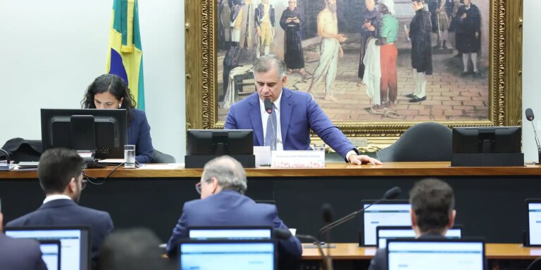 CCJ da Câmara aprova fim da aposentadoria como punição para juízes ccj-da-camara-aprova-fim-da-aposentadoria-como-punicao-para-juizes