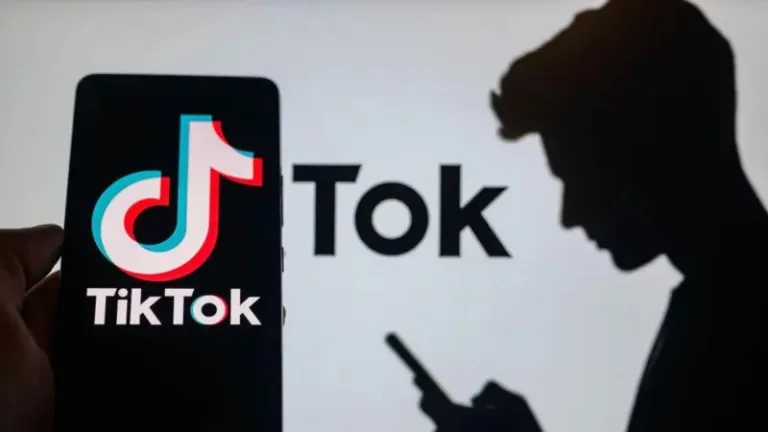 tiktok-diz-que-vai-testar-sistema-para-identificar-contas-que-usam-ia-para-criar-spam-na-plataforma