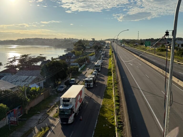 Ponte Anita Garibaldi foi interditada para manutenção de cabo em Laguna ponte-anita-garibaldi-foi-interditada-para-manutencao-de-cabo-em-laguna