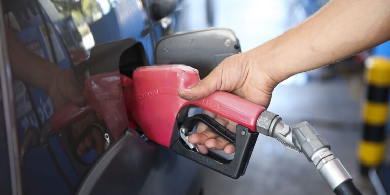 ANP cria app para motorista conferir qualidade de posto de combustível anp-cria-app-para-motorista-conferir-qualidade-de-posto-de-combustivel