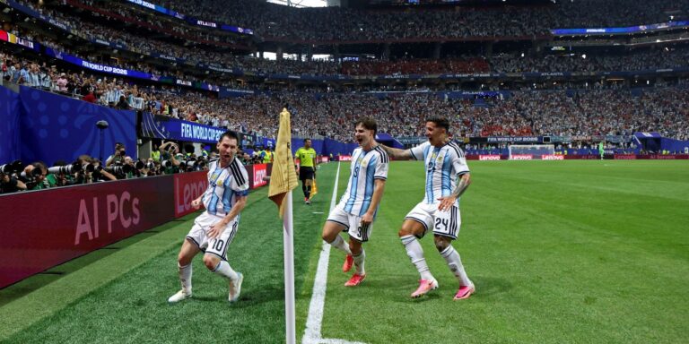 Sedes da Copa em 2030, Espanha e Argentina já preparam nova geração sedes-da-copa-em-2030,-espanha-e-argentina-ja-preparam-nova-geracao