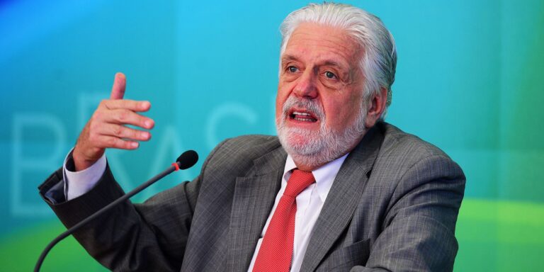 PF intima Jaques Wagner a depor sobre investigações do Banco Master pf-intima-jaques-wagner-a-depor-sobre-investigacoes-do-banco-master