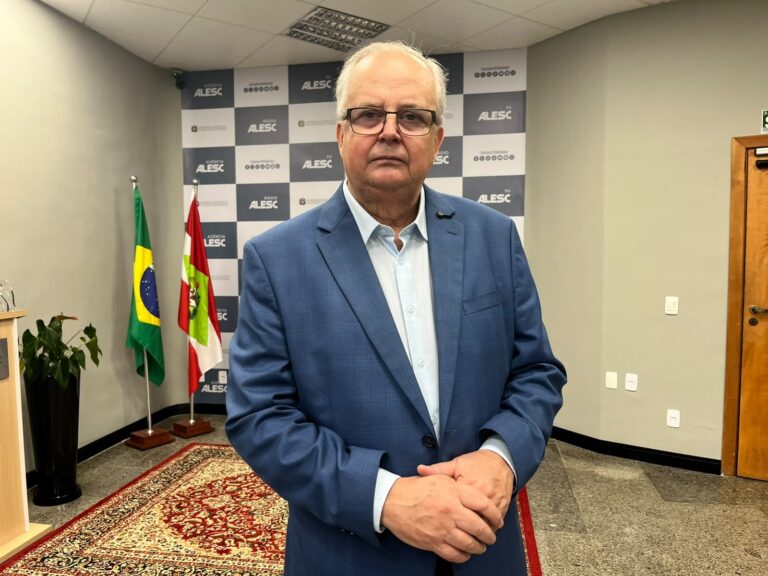 PSOL lança Afrânio Boppré como candidato ao Senado por Santa Catarina psol-lanca-afranio-boppre-como-candidato-ao-senado-por-santa-catarina