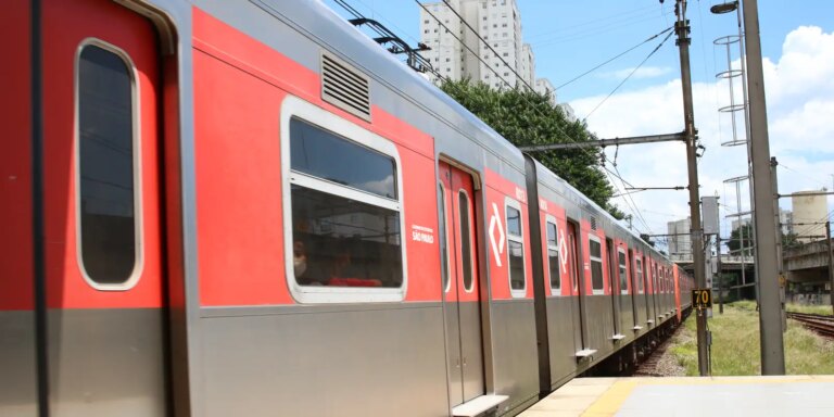 CPTM assumirá operação de linhas que falharam e causaram caos em SP cptm-assumira-operacao-de-linhas-que-falharam-e-causaram-caos-em-sp