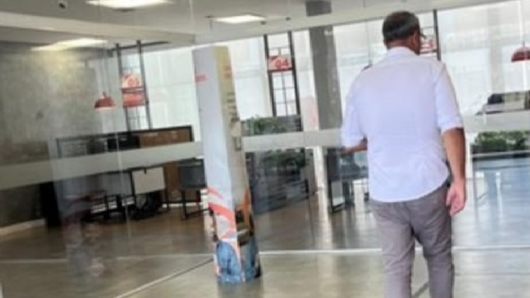 Homem é preso suspeito de se passar por juiz para aplicar golpes em Curitiba homem-e-preso-suspeito-de-se-passar-por-juiz-para-aplicar-golpes-em-curitiba