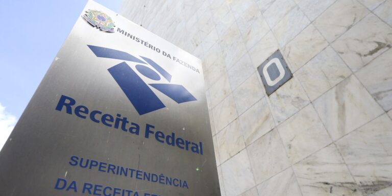 Receita prevê arrecadar R$ 17,2 bilhões com IR sobre dividendos receita-preve-arrecadar-r$-17,2-bilhoes-com-ir-sobre-dividendos