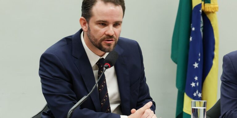 Durigan: dívida do Brasil é menor do que a de grandes economias durigan:-divida-do-brasil-e-menor-do-que-a-de-grandes-economias