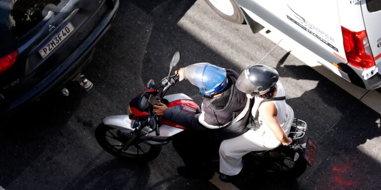 Bombeiros do RJ alertam motociclistas sobre uso dos itens de segurança bombeiros-do-rj-alertam-motociclistas-sobre-uso-dos-itens-de-seguranca