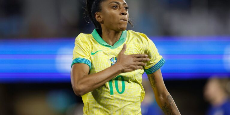 Barça anuncia Kerolin com valor recorde no futebol feminino brasileiro barca-anuncia-kerolin-com-valor-recorde-no-futebol-feminino-brasileiro