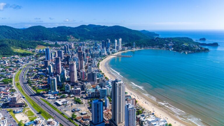 SC liderou por 4 anos ranking de cidades com o m² mais caro para compra de novos imóveis do Brasil sc-liderou-por-4-anos-ranking-de-cidades-com-o-m²-mais-caro-para-compra-de-novos-imoveis-do-brasil