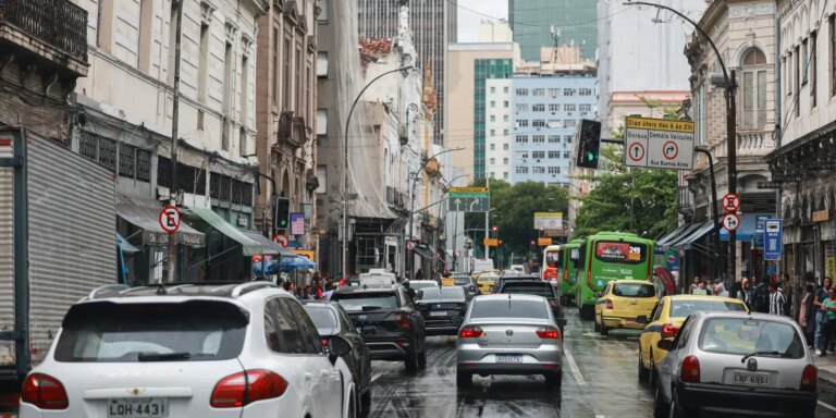 Adesivo eleitoral pode levar à perda da cobertura de seguro adesivo-eleitoral-pode-levar-a-perda-da-cobertura-de-seguro