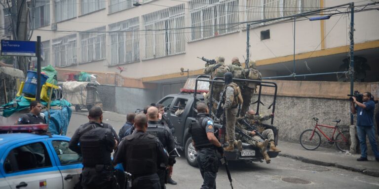 Rio registra em julho 34 tiroteios envolvendo facções criminosas rio-registra-em-julho-34-tiroteios-envolvendo-faccoes-criminosas