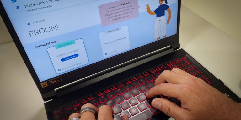 Estudante deve comprovar até hoje informações de inscrição no Prouni estudante-deve-comprovar-ate-hoje-informacoes-de-inscricao-no-prouni