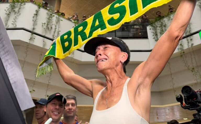 Como recordista ‘negociou’ com a mente para correr 866 km em 7 dias em SC: ‘não podia pensar no que tinha pela frente’ como-recordista-‘negociou’-com-a-mente-para-correr-866-km-em-7-dias-em-sc:-‘nao-podia-pensar-no-que-tinha-pela-frente’