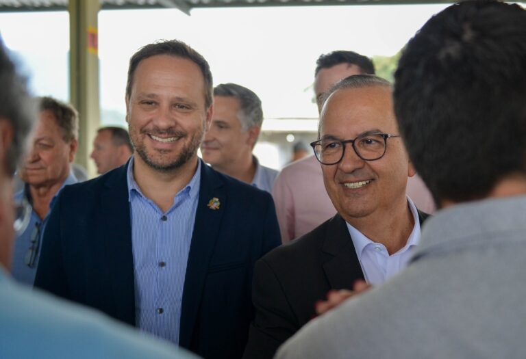 Jorginho Mello declara R$ 2,8 milhões em bens ao TSE; vice Adriano Silva informa R$ 22,1 milhões jorginho-mello-declara-r$-2,8-milhoes-em-bens-ao-tse;-vice-adriano-silva-informa-r$-22,1-milhoes