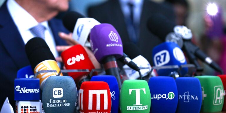 Fenaj pede que STF reveja decisão sobre diploma de jornalista fenaj-pede-que-stf-reveja-decisao-sobre-diploma-de-jornalista