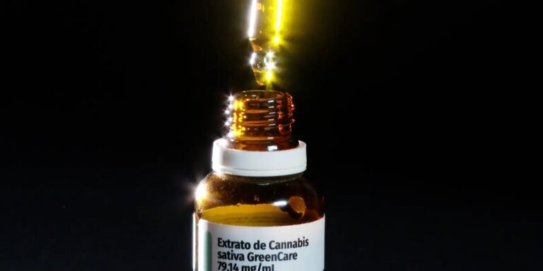 Autorizações para importação de cannabis aumentam 29% em 2026 autorizacoes-para-importacao-de-cannabis-aumentam-29%-em-2026
