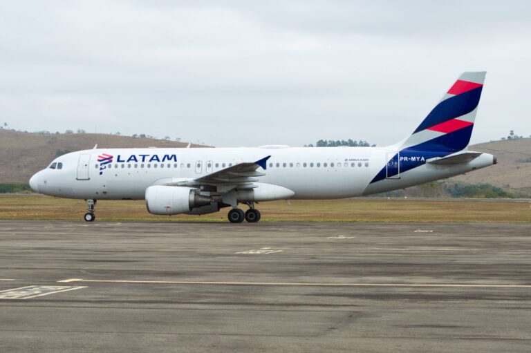 Latam diz que falha de segurança expôs nome, endereço e parte do cartão de crédito de clientes latam-diz-que-falha-de-seguranca-expos-nome,-endereco-e-parte-do-cartao-de-credito-de-clientes