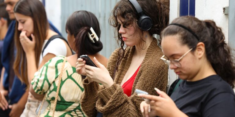 Desigualdades marcam formalização do trabalho entre jovens brasileiros desigualdades-marcam-formalizacao-do-trabalho-entre-jovens-brasileiros