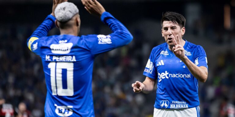 Cruzeiro vence Flamengo e Palmeiras agradece no Brasileirão cruzeiro-vence-flamengo-e-palmeiras-agradece-no-brasileirao