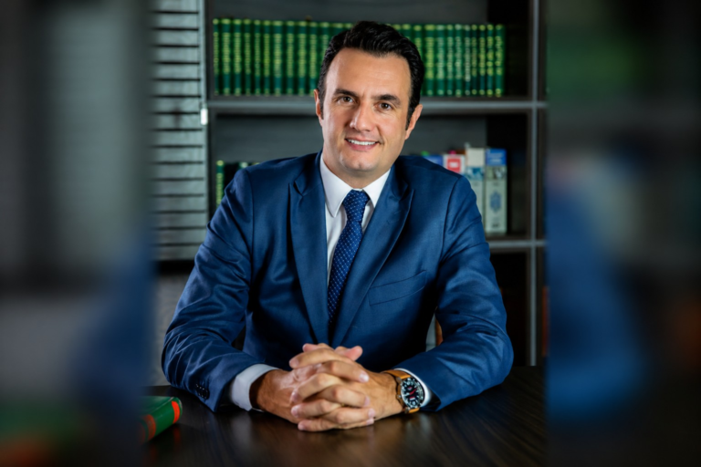 Jeferson Rocha (PRD) declara patrimônio de R$ 14 milhões: veja bens do candidato ao Senado por SC jeferson-rocha-(prd)-declara-patrimonio-de-r$-14-milhoes:-veja-bens-do-candidato-ao-senado-por-sc