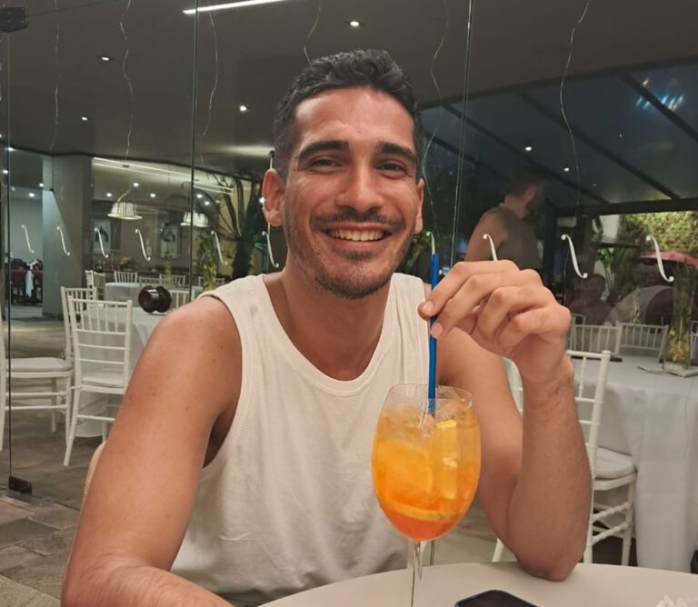 Bancário de SP sumido há 18 dias em Florianópolis viajou para visitar amigo: ‘Precisamos saber quem o receberia’ bancario-de-sp-sumido-ha-18-dias-em-florianopolis-viajou-para-visitar-amigo:-‘precisamos-saber-quem-o-receberia’