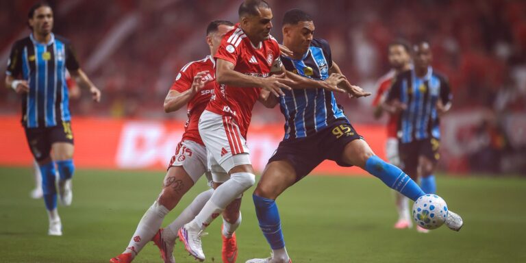 Internacional e Grêmio ficam no zero pelas quartas da Copa do Brasil internacional-e-gremio-ficam-no-zero-pelas-quartas-da-copa-do-brasil