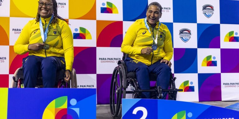 parapan-pacifico-de-natacao:-brasil-estreia-com-medalhas-e-recorde