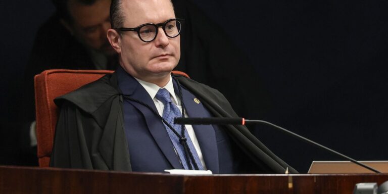 Dallagnol divulga sigilo fiscal de Zanin, que pede responsabilização dallagnol-divulga-sigilo-fiscal-de-zanin,-que-pede-responsabilizacao
