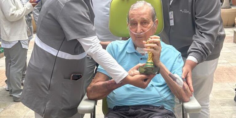 Ex-técnico da Seleção, Parreira recebe alta após 80 dias internado ex-tecnico-da-selecao,-parreira-recebe-alta-apos-80-dias-internado