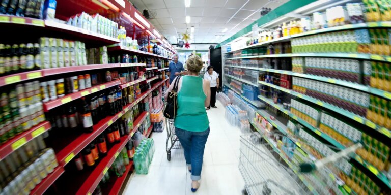 Cesta básica ficou mais barata em 25 capitais em agosto cesta-basica-ficou-mais-barata-em-25-capitais-em-agosto