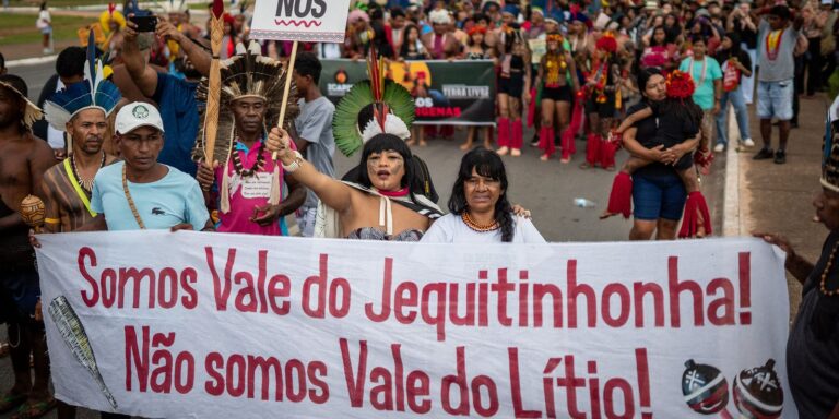 Maioria dos projetos no Congresso ameaçam indígenas, diz pesquisa maioria-dos-projetos-no-congresso-ameacam-indigenas,-diz-pesquisa