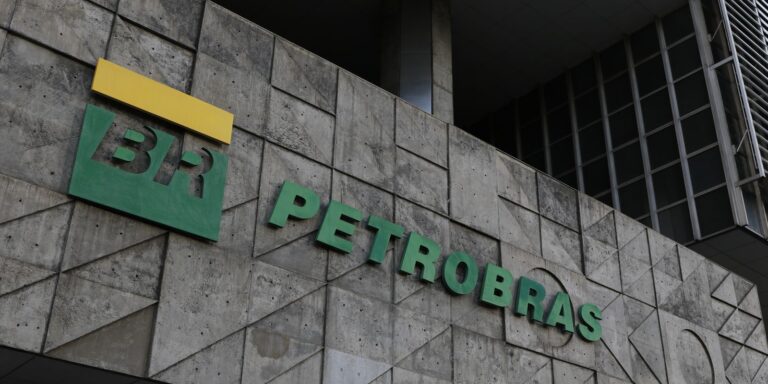 Petrobras vai buscar petróleo na margem equatorial da Costa do Marfim petrobras-vai-buscar-petroleo-na-margem-equatorial-da-costa-do-marfim