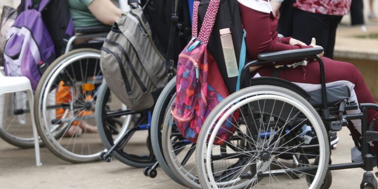 Analfabetismo entre jovens e adultos com deficiência é 12 vezes maior analfabetismo-entre-jovens-e-adultos-com-deficiencia-e-12-vezes-maior