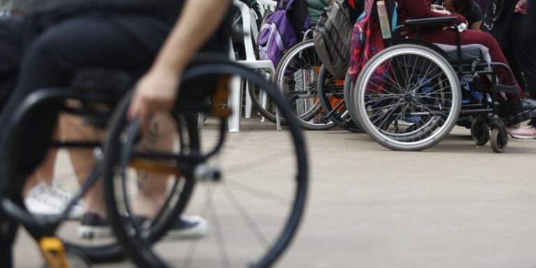 Cargos de liderança são só 1,5% das vagas para pessoas com deficiência cargos-de-lideranca-sao-so-1,5%-das-vagas-para-pessoas-com-deficiencia