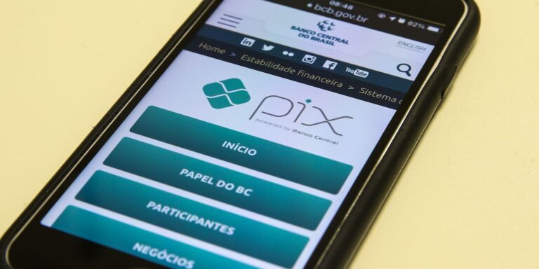 Bancos centrais do Brasil e da Europa avaliam interligar Pix com Tips bancos-centrais-do-brasil-e-da-europa-avaliam-interligar-pix-com-tips