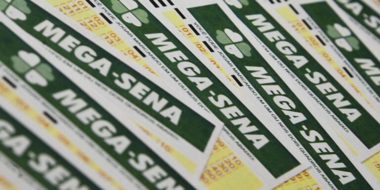 Mega-Sena acumula para R$ 45 milhões; confira os números sorteados mega-sena-acumula-para-r$-45-milhoes;-confira-os-numeros-sorteados