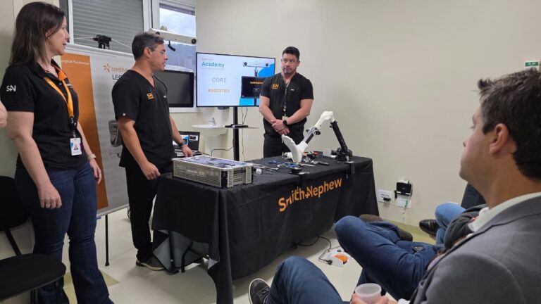 hospital-sao-jose-amplia-atuacao-em-ortopedia-com-chegada-de-tecnologia-robotica
