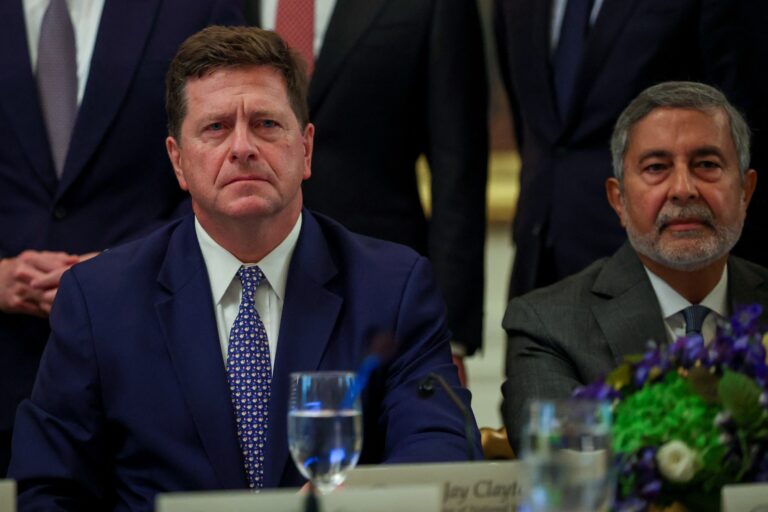 trump-deve-nomear-jay-clayton,-atual-diretor-de-espionagem,-como-‘czar’-da-inteligencia-artificial,-diz-tv
