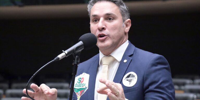 No Rio Grande do Sul, Luciano Zucco é eleito governador em 1º turno no-rio-grande-do-sul,-luciano-zucco-e-eleito-governador-em-1o-turno