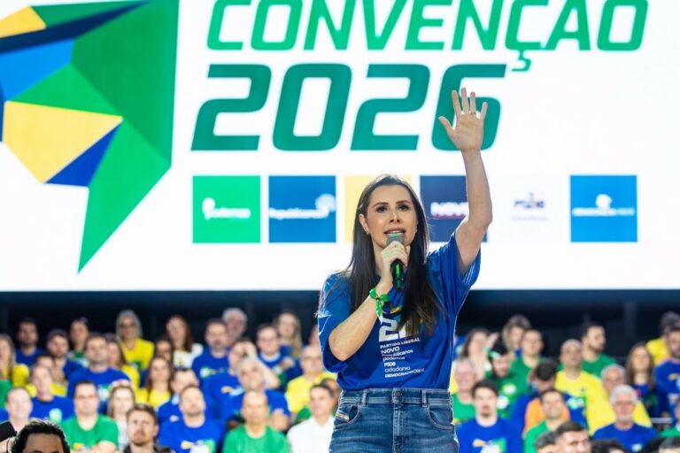 Carol De Toni é eleita senadora em SC após vencer queda de braço dentro do próprio PL carol-de-toni-e-eleita-senadora-em-sc-apos-vencer-queda-de-braco-dentro-do-proprio-pl