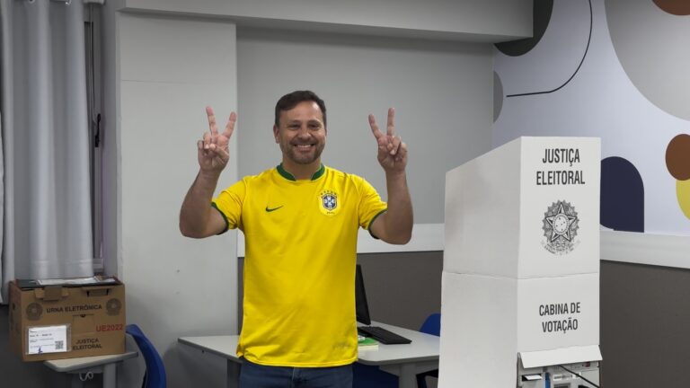 saiba-quem-e-adriano-silva-(novo),-vice-governador-eleito-em-santa-catarina