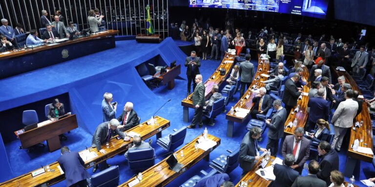 PL elege 19 senadores e soma 28; MDB conquista sete vagas e PT, seis pl-elege-19-senadores-e-soma-28;-mdb-conquista-sete-vagas-e-pt,-seis