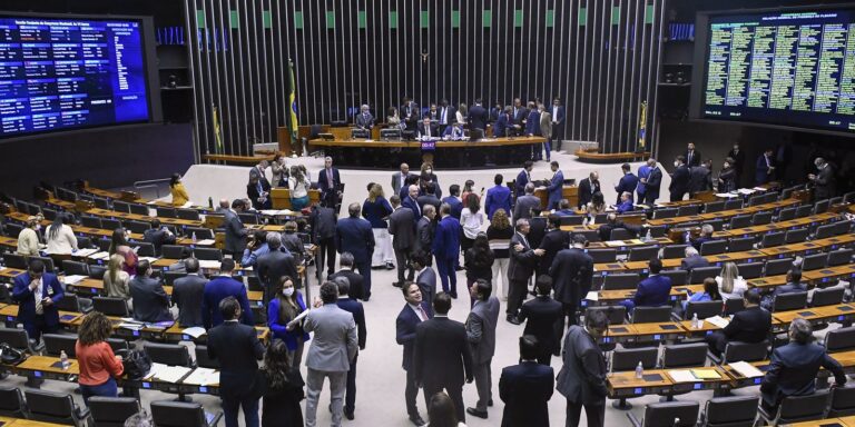 Representação de parlamentares negros segue baixa, diz pesquisadora representacao-de-parlamentares-negros-segue-baixa,-diz-pesquisadora