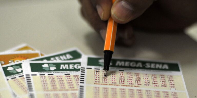 Mega-Sena sorteia prêmio acumulado de R$ 100 milhões nesta quinta mega-sena-sorteia-premio-acumulado-de-r$-100-milhoes-nesta-quinta
